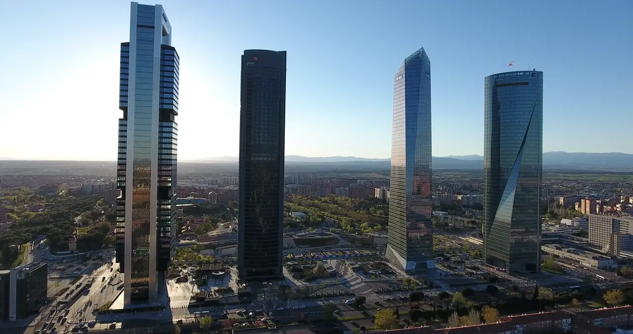 Vista aérea de las Cuatro Torres de Madrid